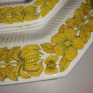 7 INDEPENDENCE IRONSTONE PLATES